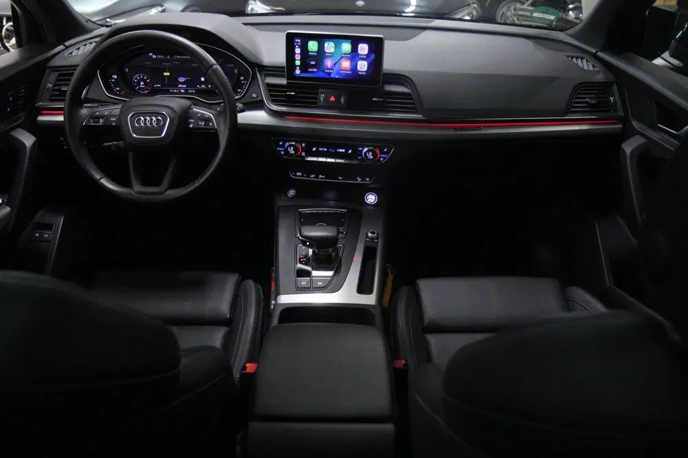 Audi Q5 55 TFSI e quattro Competition uit 2019, foto 8