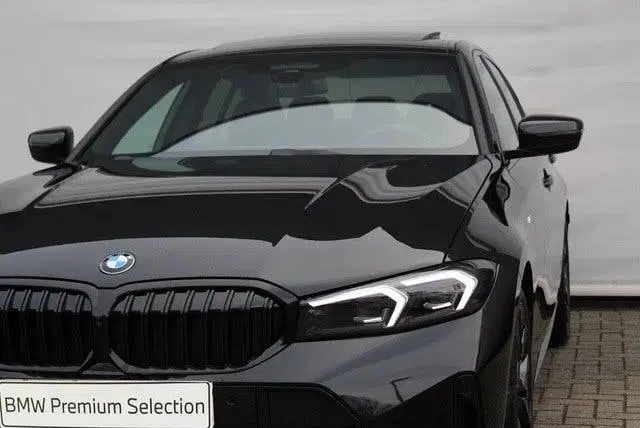 BMW 3-serie 330i xDrive M Sport Automaat uit 2026, foto 14