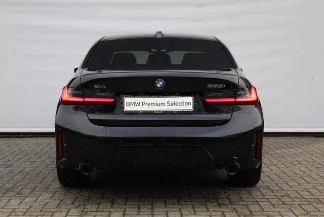 BMW 3-serie 330i xDrive M Sport Automaat uit 2026, foto 4