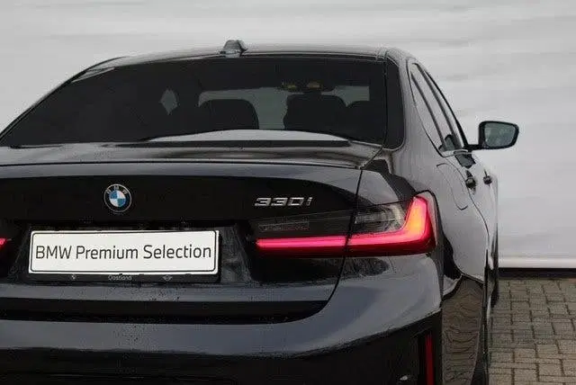 BMW 3-serie 330i xDrive M Sport Automaat uit 2026, foto 8