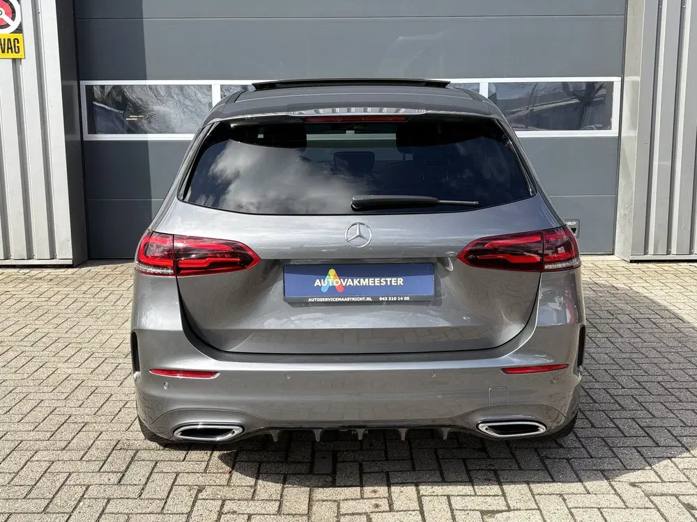 Mercedes-Benz B-Klasse 200 Business Solution AMG Automaat uit 2019, foto 5