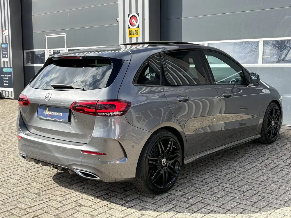 Mercedes-Benz B-Klasse 200 Business Solution AMG Automaat uit 2019, foto 6
