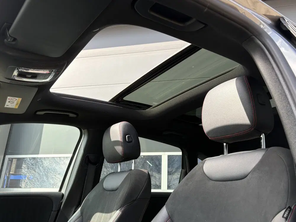 Mercedes-Benz B-Klasse 200 Business Solution AMG Automaat uit 2019, foto 9