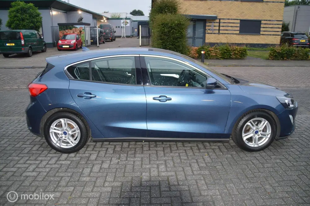 Ford Focus 1.0 EcoBoost Trend Edition uit 2019, foto 9