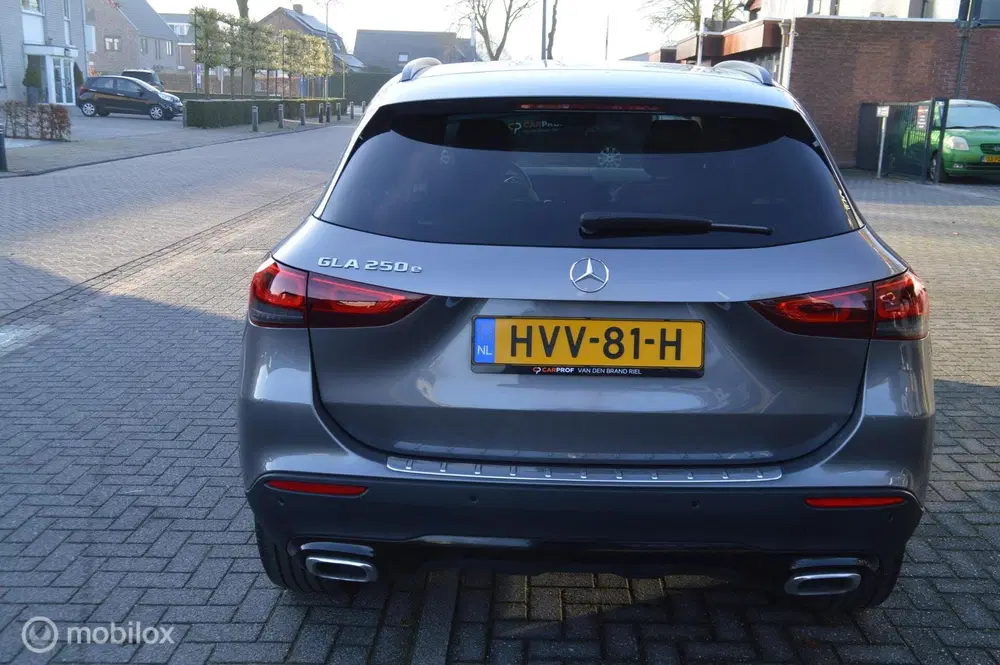 Mercedes-Benz GLA Mercedes GLA-klasse 250 e Luxury Line INCL uit 2023, foto 6