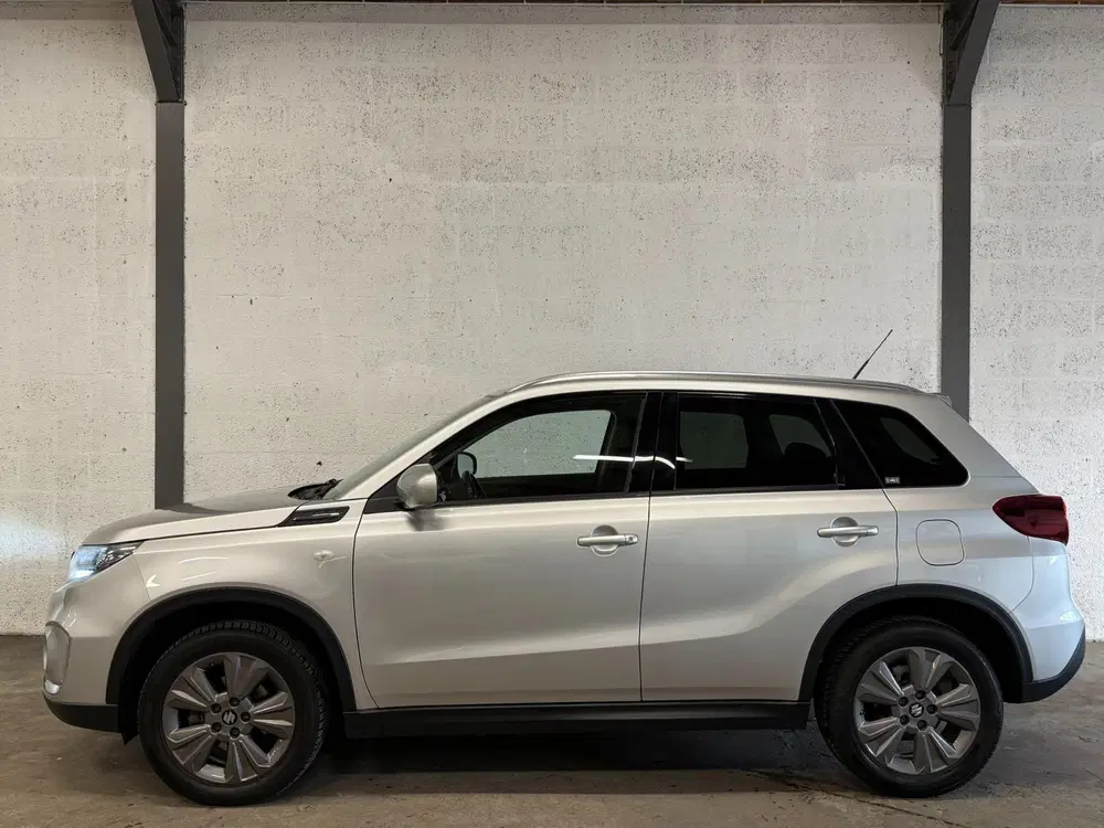 Suzuki Vitara 1.4 Boosterjet Smart Hybrid Navi uit 2021, foto 4