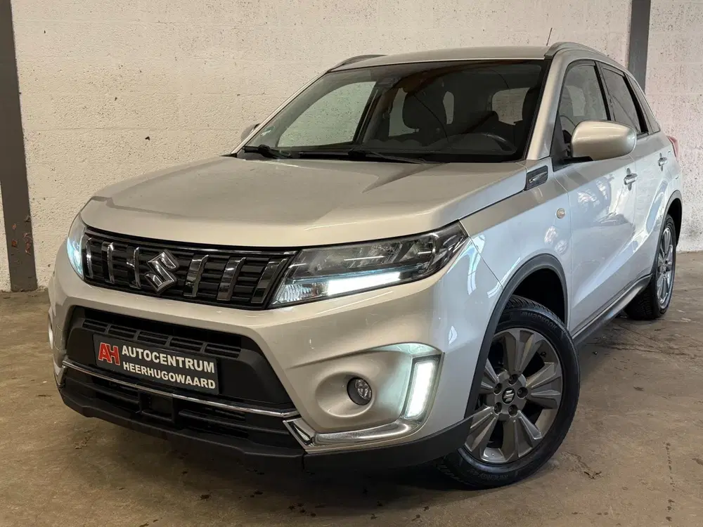 Suzuki Vitara 1.4 Boosterjet Smart Hybrid Navi uit 2021, foto 9