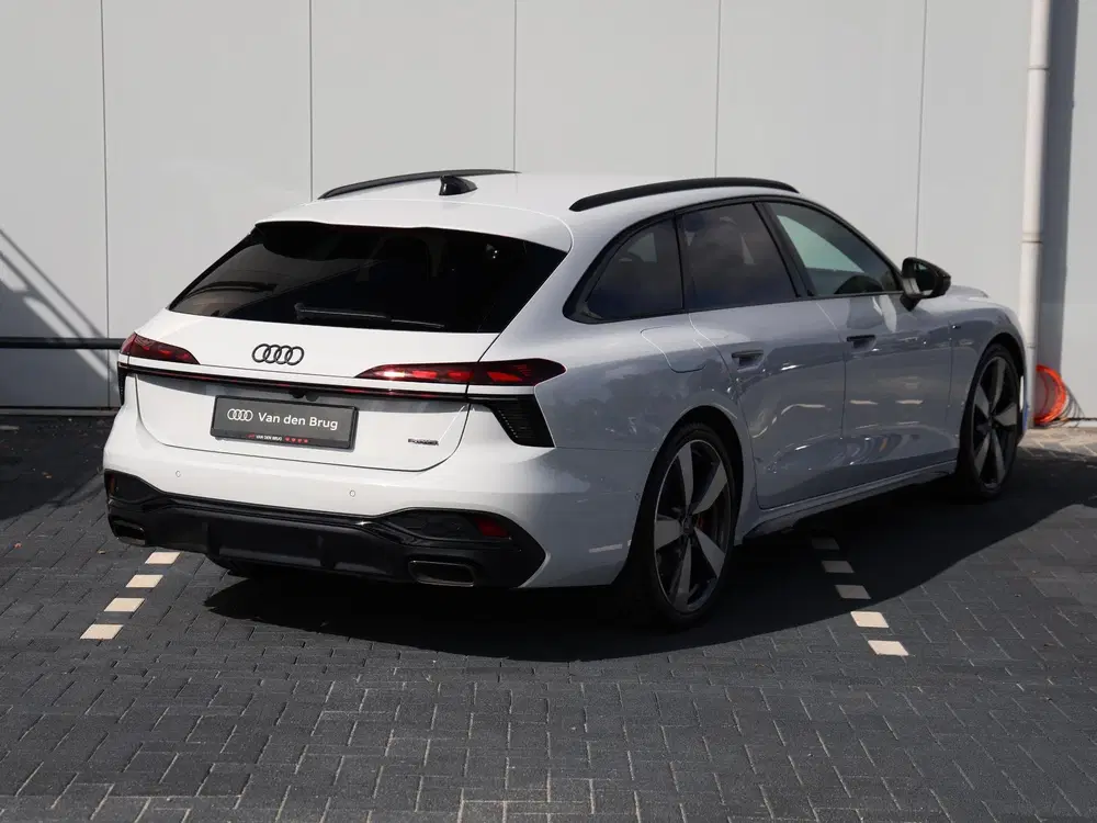 Audi A6 2.0 e-hybrid quattro S edition Competition uit 2025, foto 5