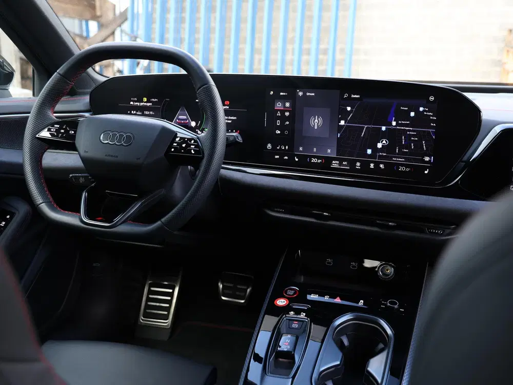 Audi A6 2.0 e-hybrid quattro S edition Competition uit 2025, foto 7