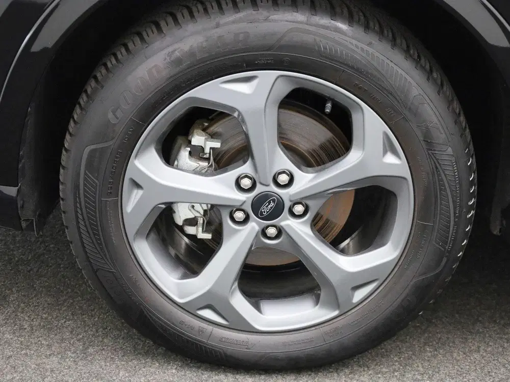 Ford Kuga 2.5 PHEV ST-Line uit 2025, foto 13