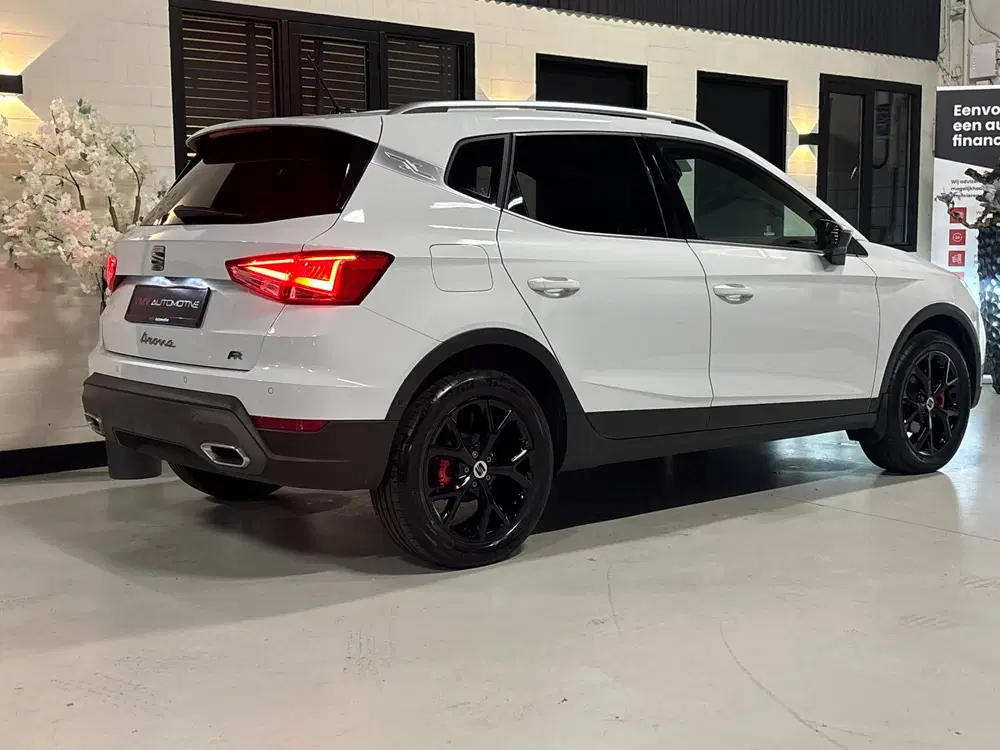 SEAT Arona 1.0 EcoTSI FR Busines Cam uit 2024, foto 2
