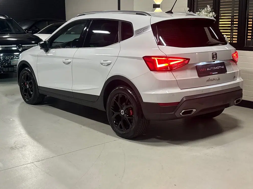 SEAT Arona 1.0 EcoTSI FR Busines Cam uit 2024, foto 4