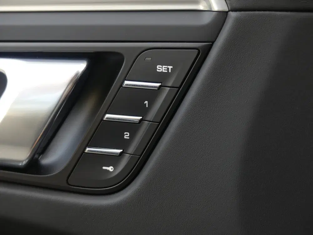 Porsche Macan 2.0 T Panoramadak uit 2019, foto 10