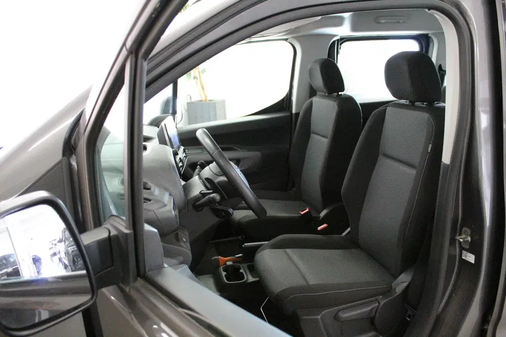 Toyota Proace City 1.2 Turbo Professional 5P. uit 2021, foto 11