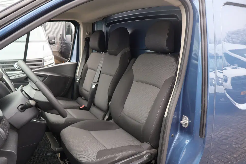 Renault Trafic 2.0 dCi 145pk L1 H1 Automaat (bj 2021) uit 2021, foto 3