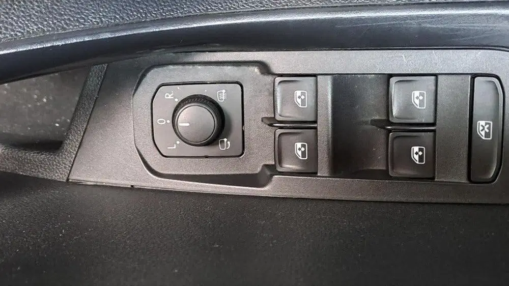 Skoda Karoq 1.5 TSI 150pk Sportline Business DSG uit 2021, foto 8