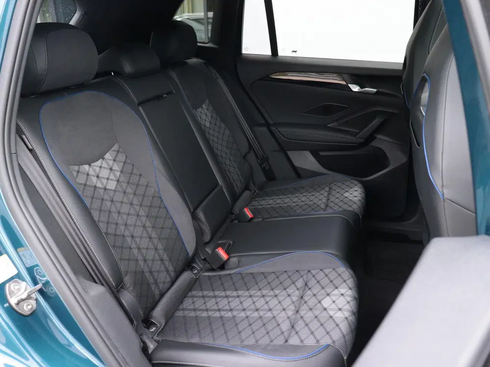 Volkswagen Tiguan 1.5 eTSI R-Line Edition uit 2024, foto 11