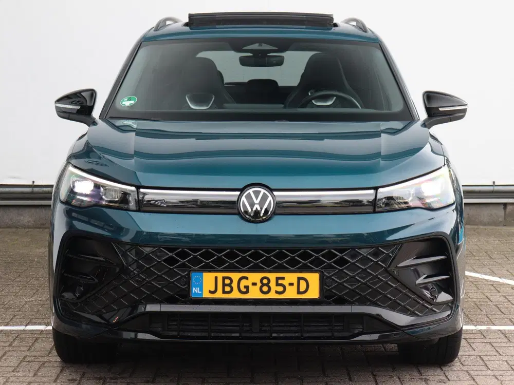 Volkswagen Tiguan 1.5 eTSI R-Line Edition uit 2024, foto 2