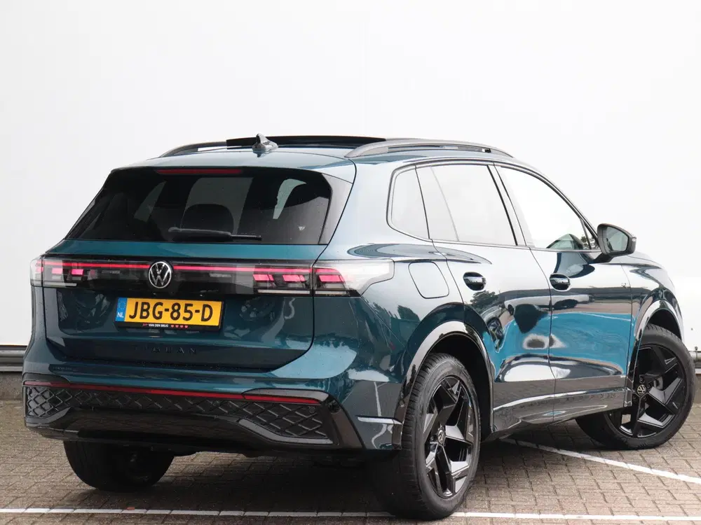 Volkswagen Tiguan 1.5 eTSI R-Line Edition uit 2024, foto 6