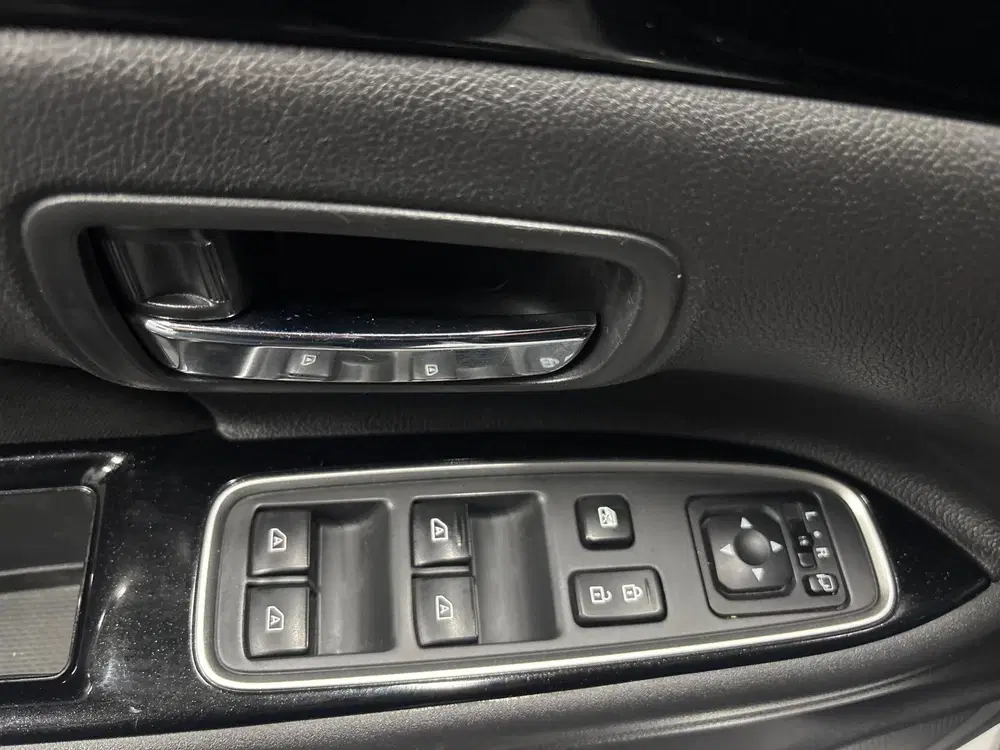 Mitsubishi Outlander 2.4 PHEV Pure Clima uit 2021, foto 11