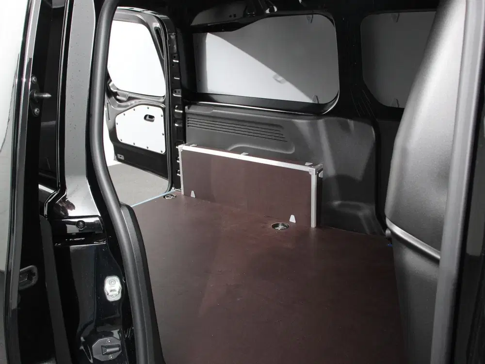 Opel Combo 1.5 BlueHDi 130PK L2 Automaat Apple Carpla uit 2024, foto 7