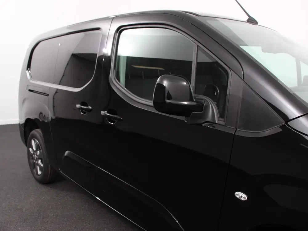Opel Combo 1.5 BlueHDi 130PK L2 Automaat Apple Carpla uit 2024, foto 9
