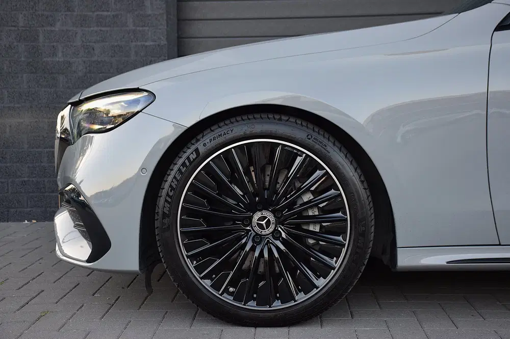 Mercedes-Benz E-Klasse 300 e Exclusive Line*AMG Pakke uit 2024, foto 10