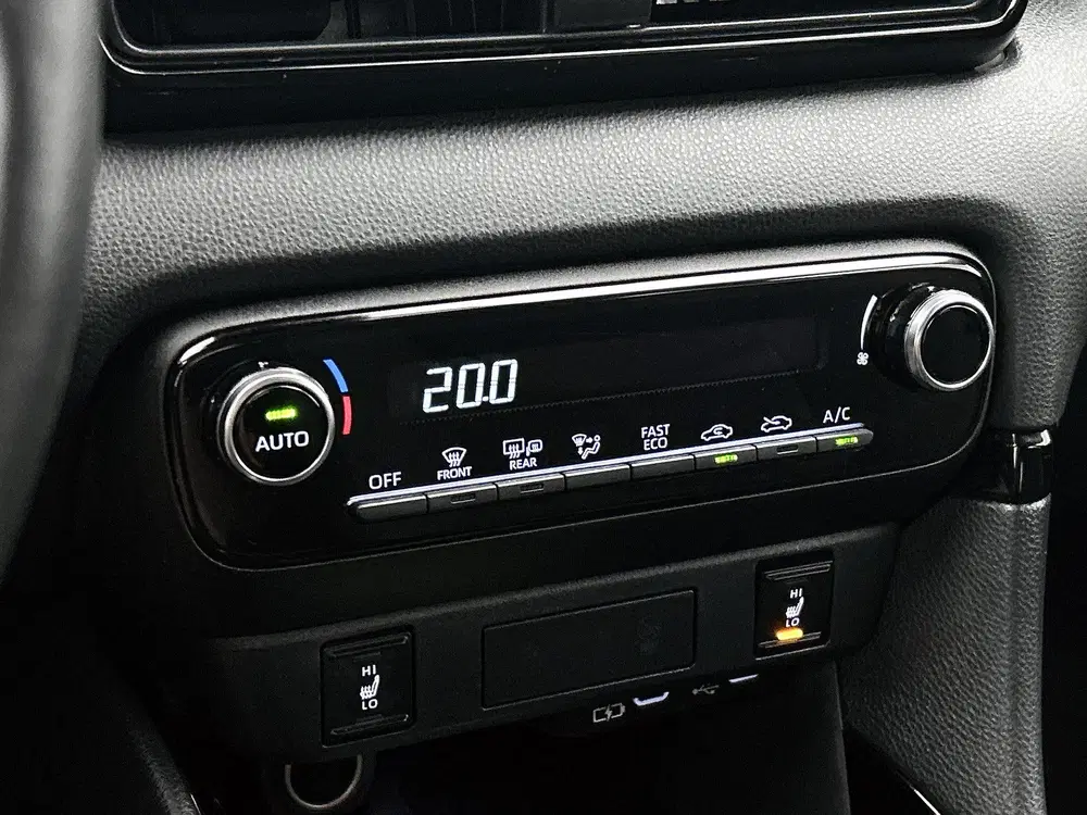 Toyota Yaris 1.5 Hybrid 115 Dynamic Comfort Pack uit 2025, foto 11