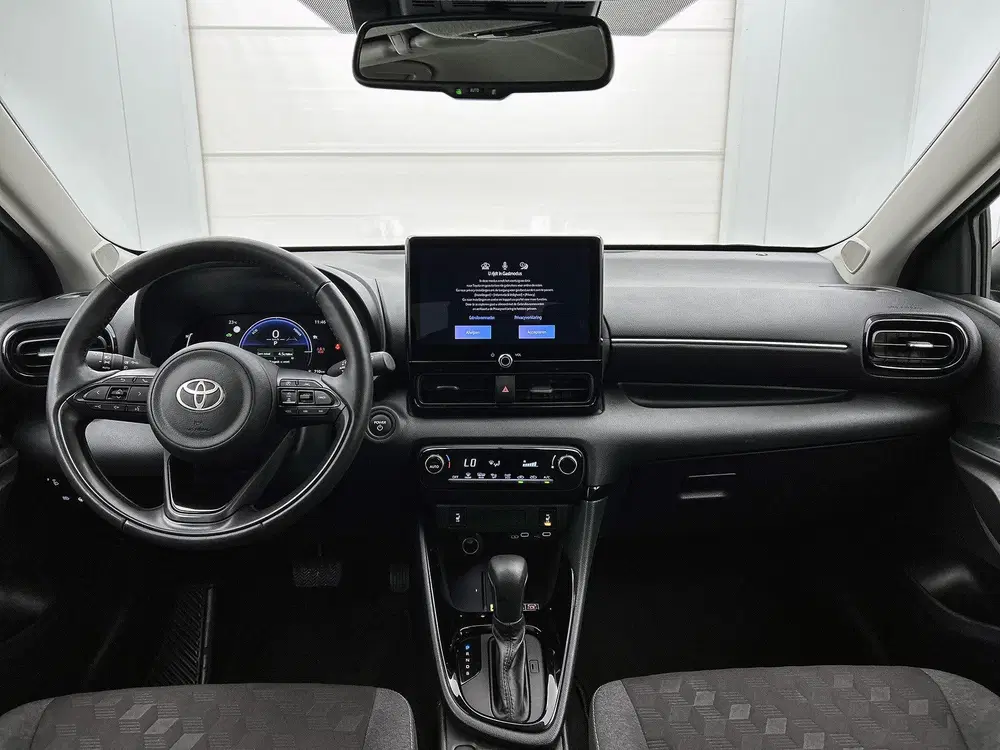 Toyota Yaris 1.5 Hybrid 115 Dynamic Comfort Pack uit 2025, foto 4
