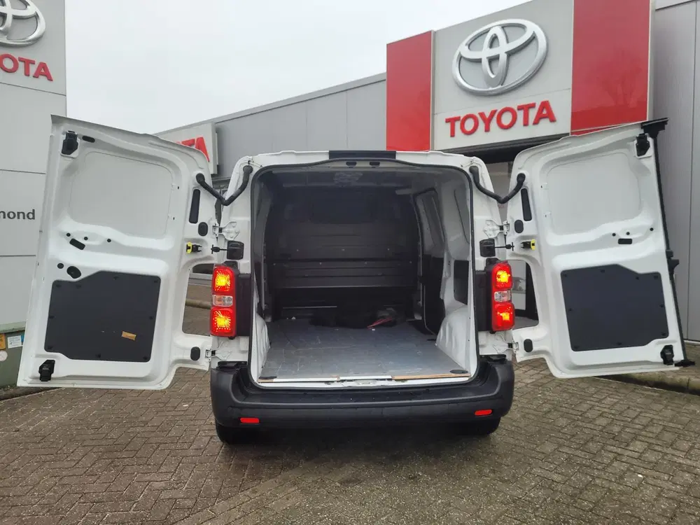 Toyota Proace Extra Range Navigator BTW auto uit 2023, foto 13