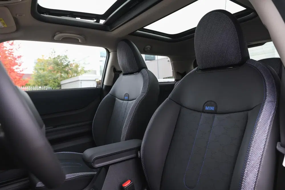 Mini Hatchback Cooper C Automaat uit 2025, foto 11