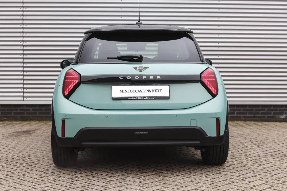 Mini Hatchback Cooper C Automaat uit 2025, foto 6