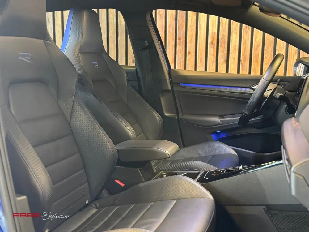 Volkswagen Golf 2.0 TSI R 4Motion uit 2023, foto 14