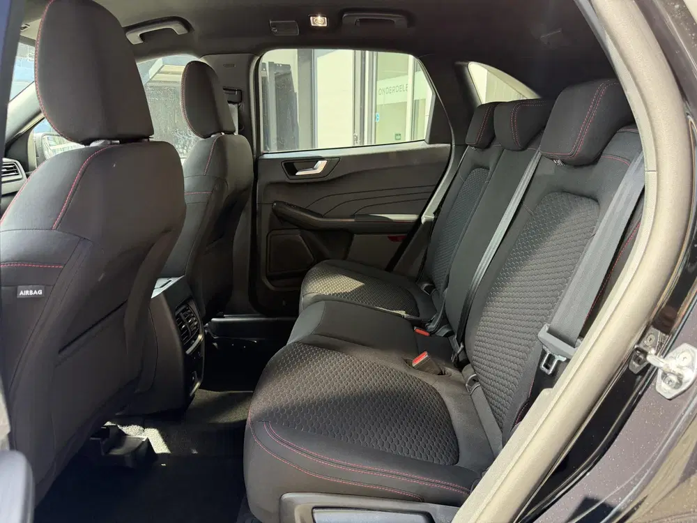 Ford Kuga 2.5 PHEV ST-Line uit 2026, foto 13