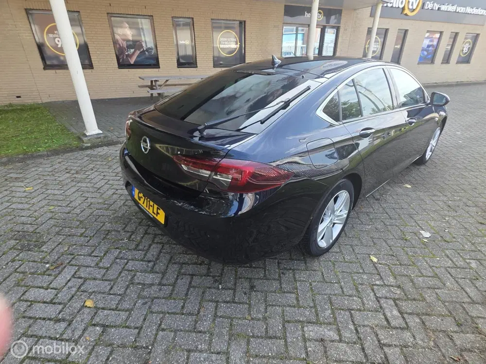 Opel Insignia Sport 1.5 Turbo Exclusive uit 2019, foto 3