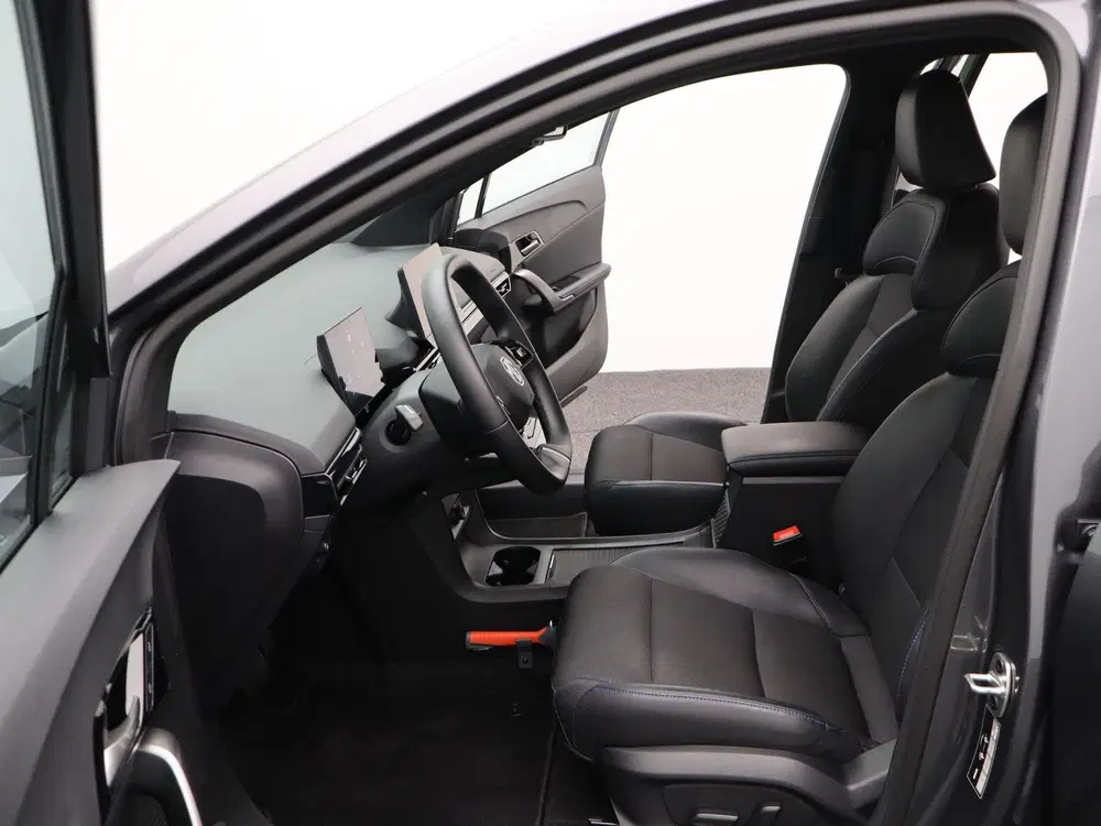 MG MG4 Luxury 64 kWh uit 2023, foto 11