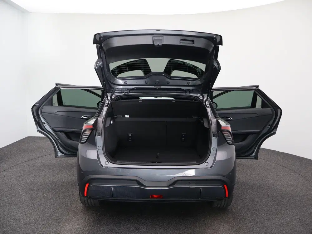 MG MG4 Luxury 64 kWh uit 2023, foto 13