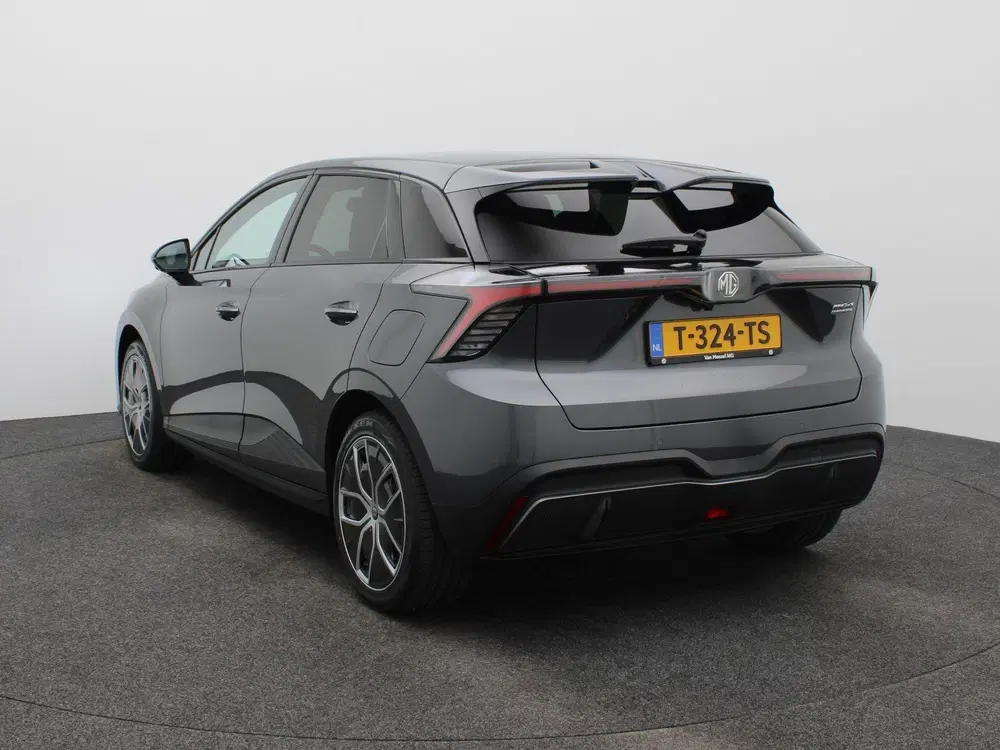 MG MG4 Luxury 64 kWh uit 2023, foto 2