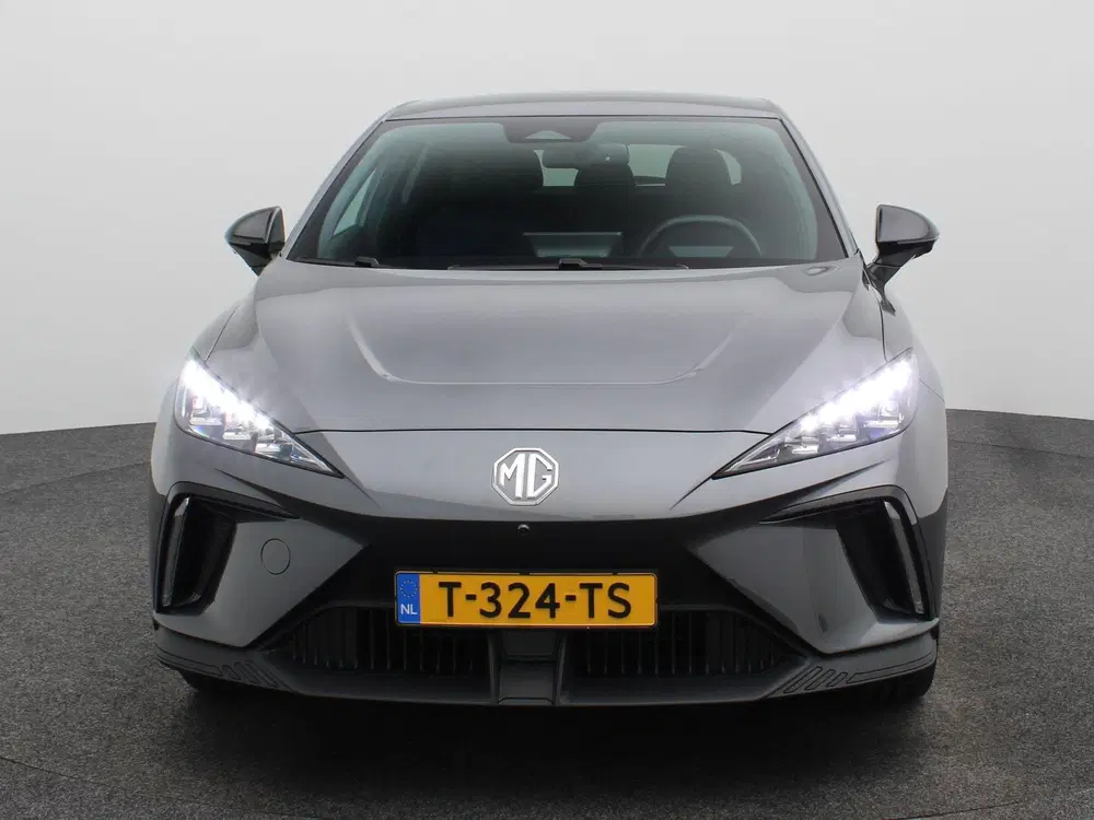 MG MG4 Luxury 64 kWh uit 2023, foto 3