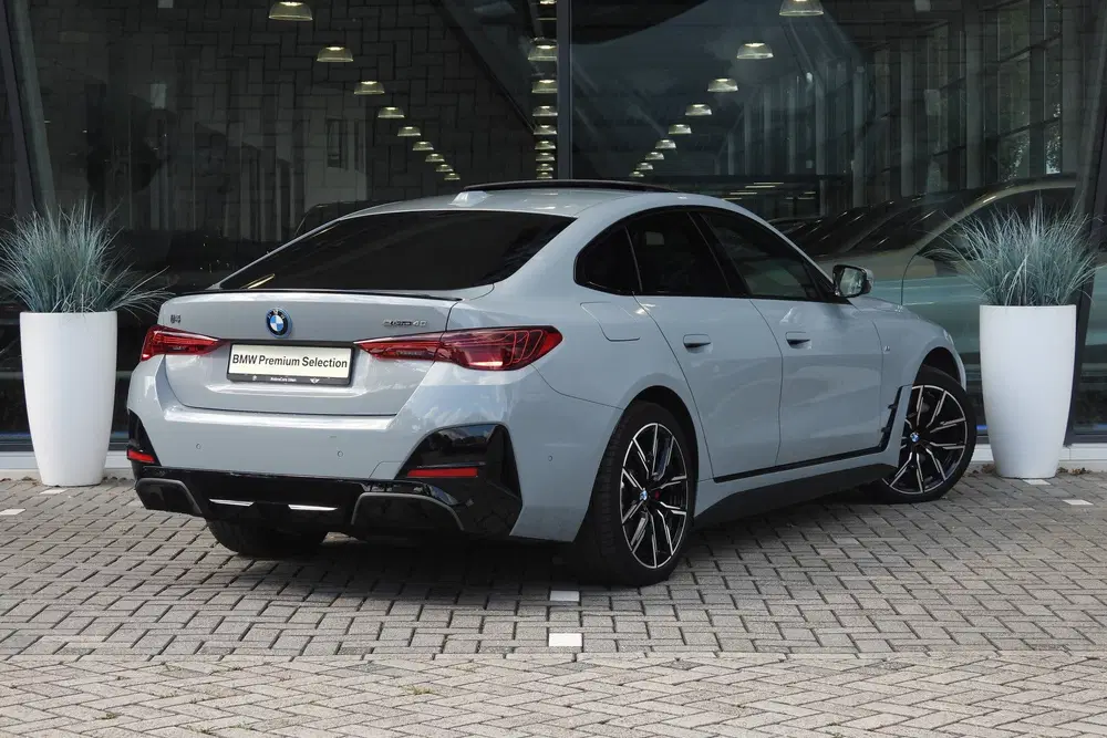 BMW i4 eDrive40 M Sport uit 2025, foto 4