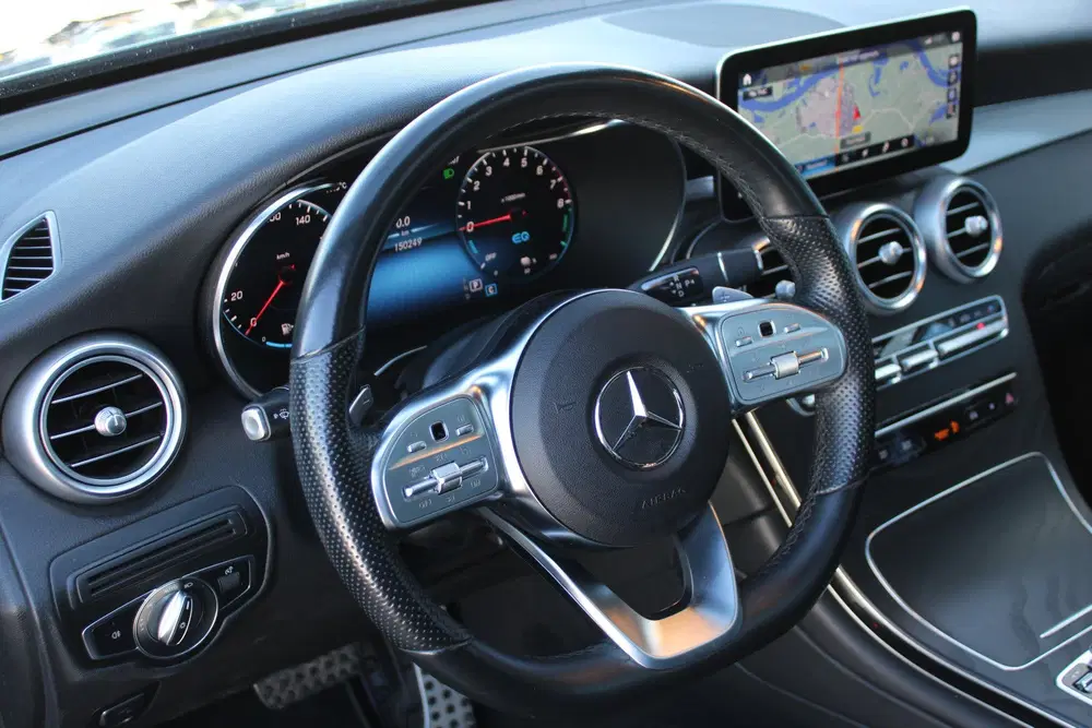 Mercedes-Benz GLC GLC 300e 4MATIC AMG LINE NIGHT PAKKET PANO uit 2022, foto 10
