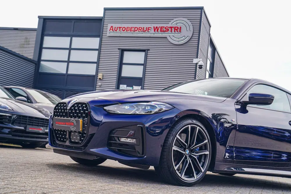 BMW 4-serie 4-serie Coupé 430i High Executive uit 2020, foto 4