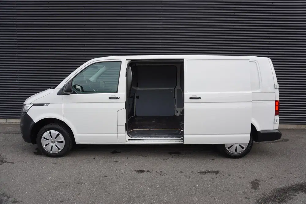 Volkswagen Transporter L2H1 150pk Automaat 2x Schuifdeur App uit 2023, foto 10
