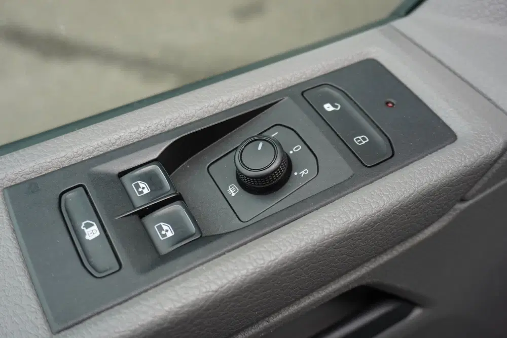 Volkswagen Transporter L2H1 150pk Automaat 2x Schuifdeur App uit 2023, foto 15