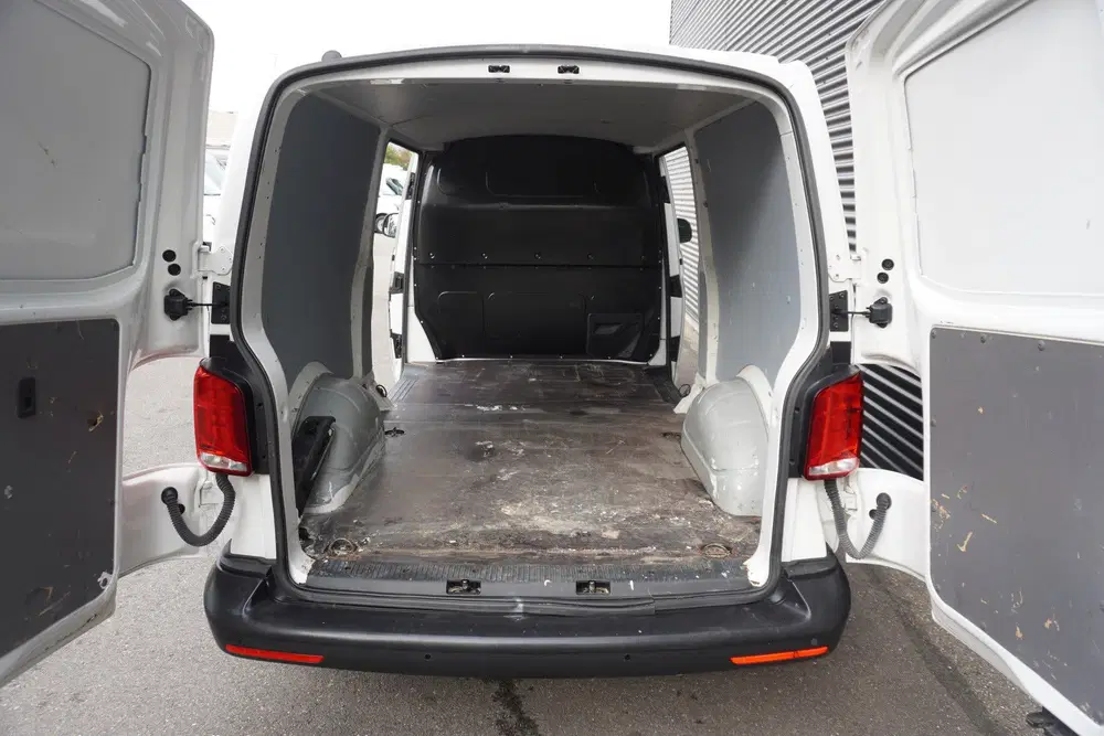 Volkswagen Transporter L2H1 150pk Automaat 2x Schuifdeur App uit 2023, foto 3