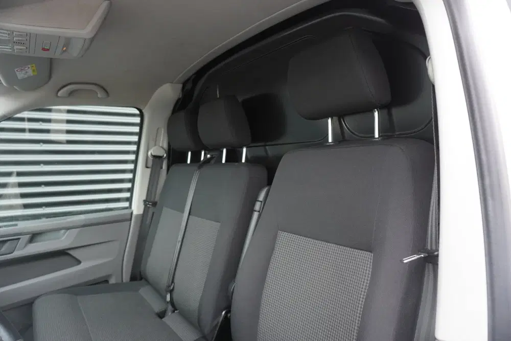 Volkswagen Transporter L2H1 150pk Automaat 2x Schuifdeur App uit 2023, foto 8
