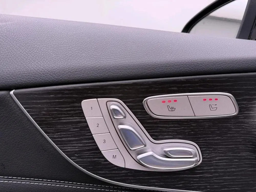 Mercedes-Benz C-Klasse 180 Premium Plus Pack uit 2021, foto 4