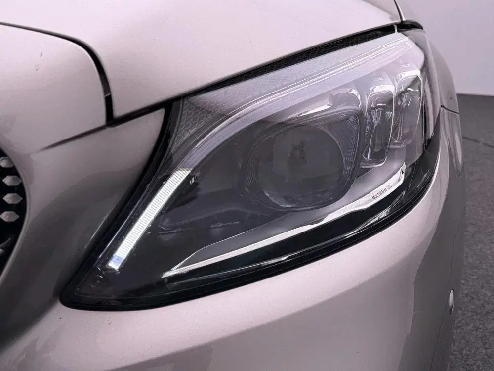 Mercedes-Benz C-Klasse 180 Premium Plus Pack uit 2021, foto 8