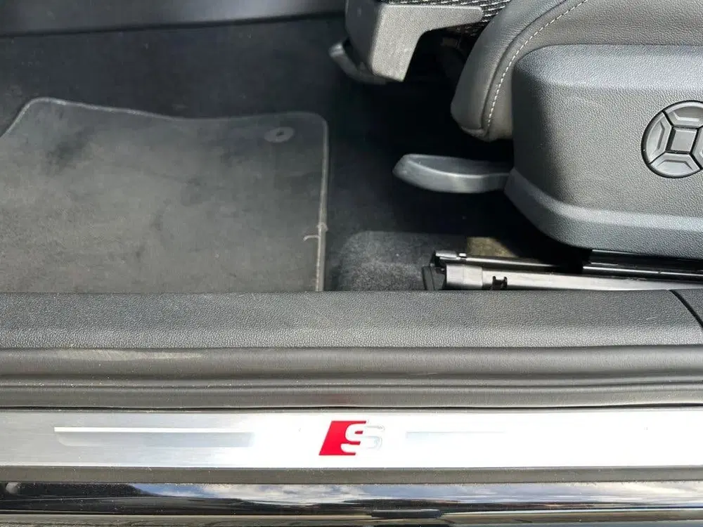 Audi A3 45 TFSI e S Competition 245 PK I Black Opt uit 2023, foto 11