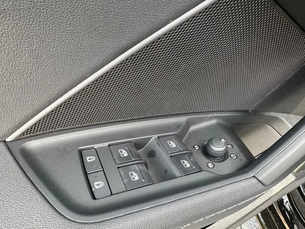 Audi A3 45 TFSI e S Competition 245 PK I Black Opt uit 2023, foto 13